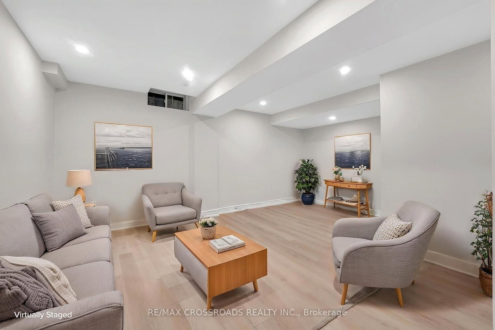 321 Sparrow Circle • Pickering, ON photo 32