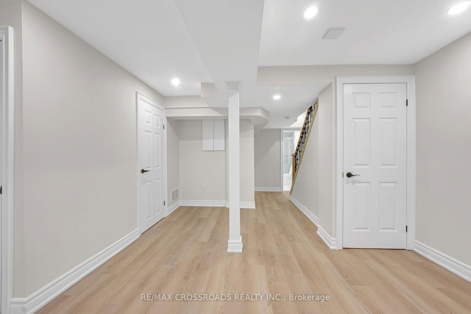 321 Sparrow Circle • Pickering, ON photo 34
