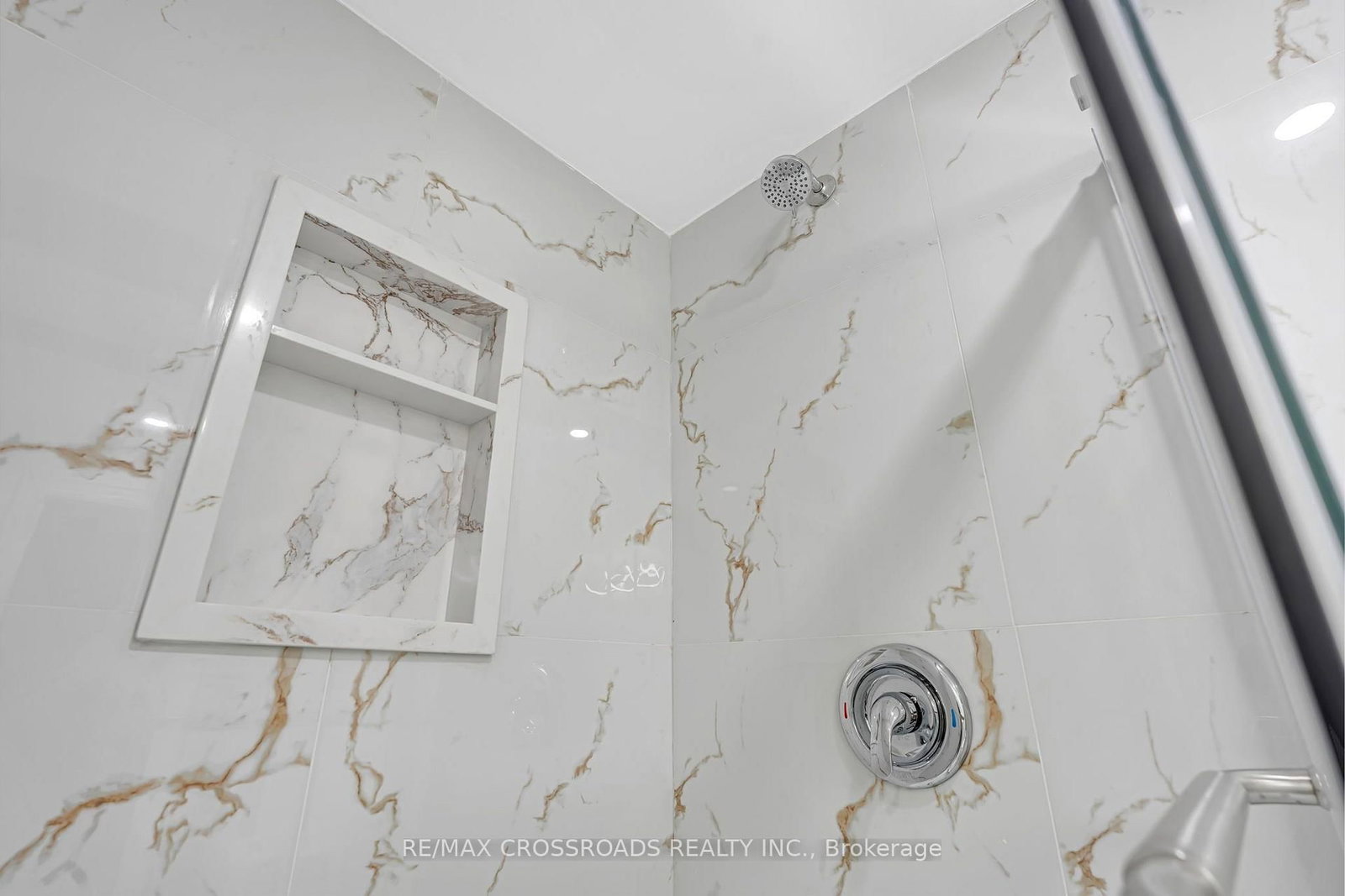 321 Sparrow Circle • Pickering, ON photo 36