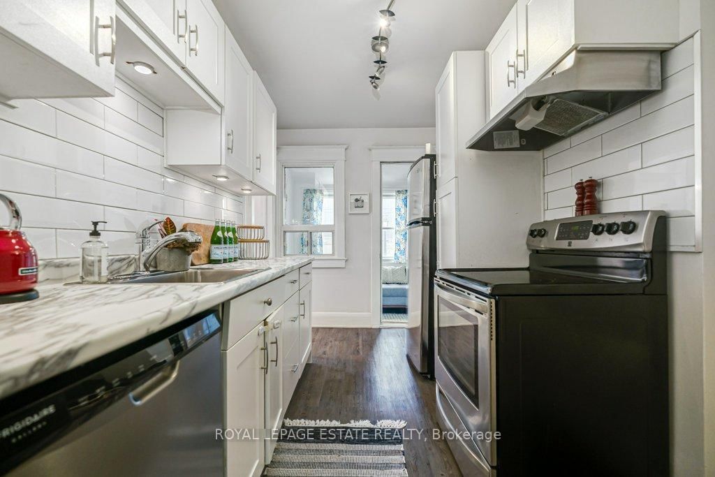 212 Lawlor Avenue • Toronto, ON photo 17