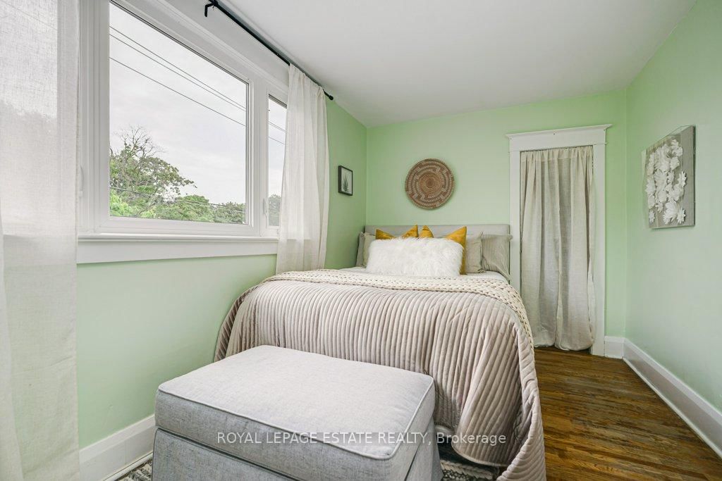212 Lawlor Avenue • Toronto, ON photo 26
