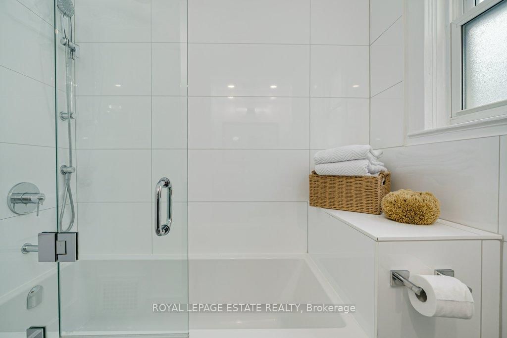212 Lawlor Avenue • Toronto, ON photo 31