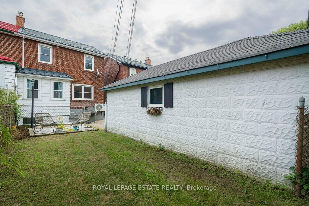 212 Lawlor Avenue • Toronto, ON photo 42