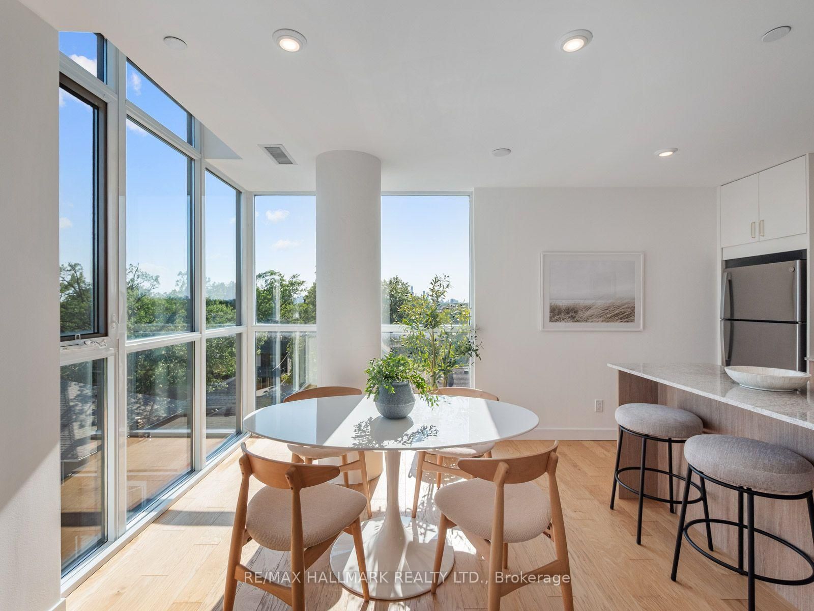 2055 Danforth Avenue • #414 • Toronto, ON photo 14