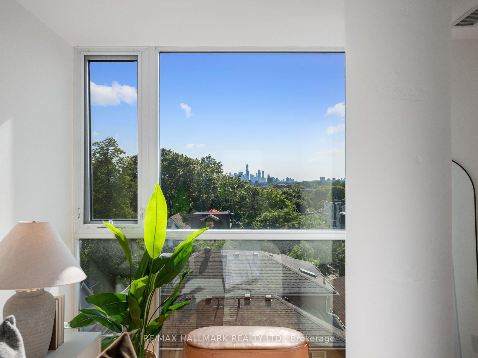 2055 Danforth Avenue • #414 • Toronto, ON photo 31