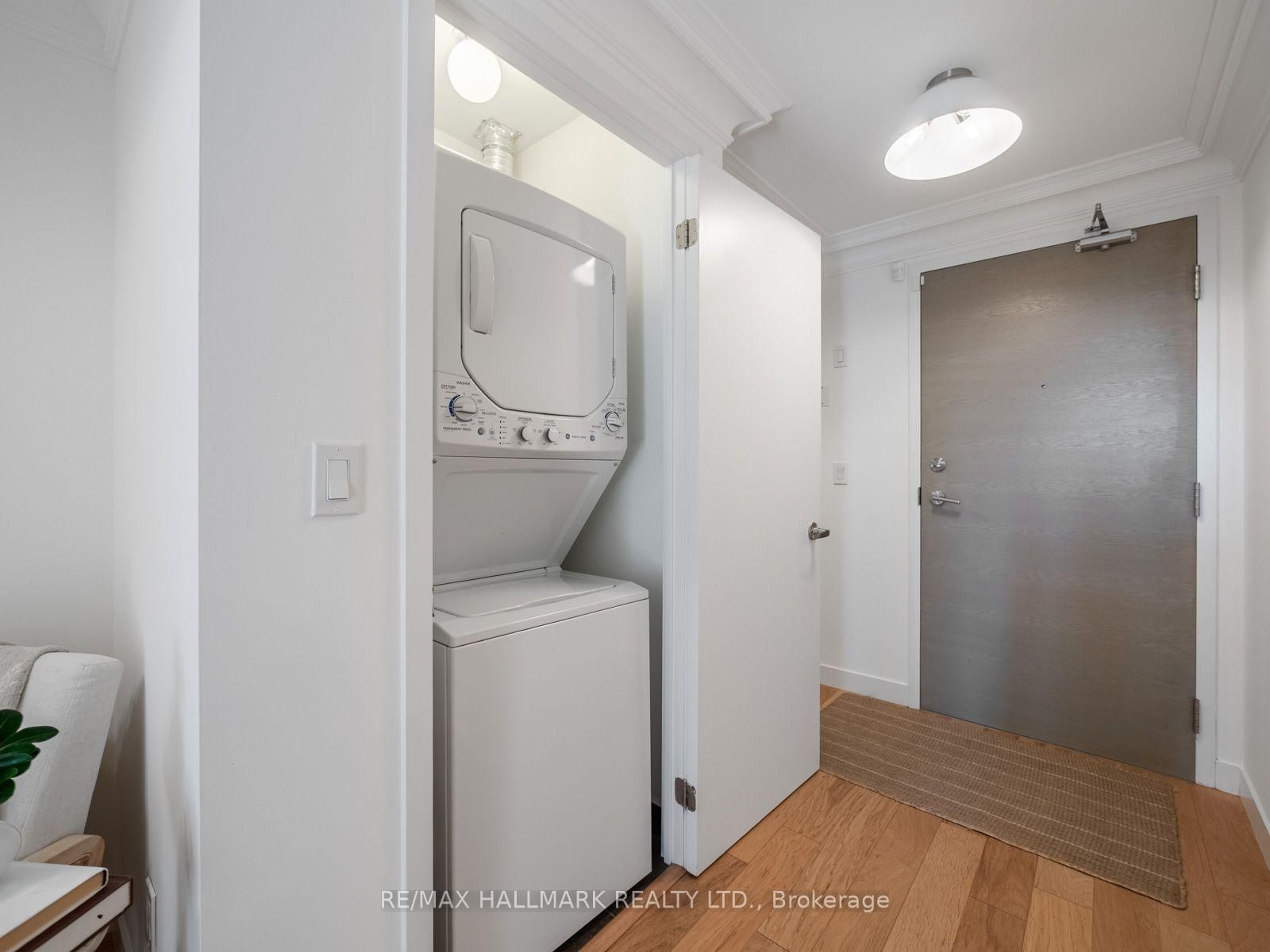 2055 Danforth Avenue • #414 • Toronto, ON photo 38