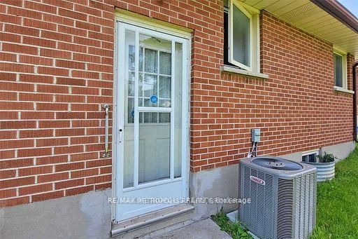 Bsmt - 595 Gibbons Street