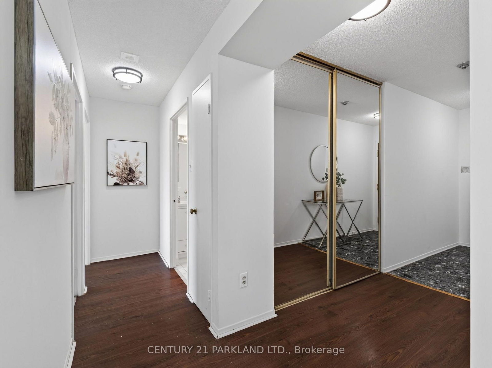 330 ALTON TOWERS Circle • #206 • Toronto, ON photo 22