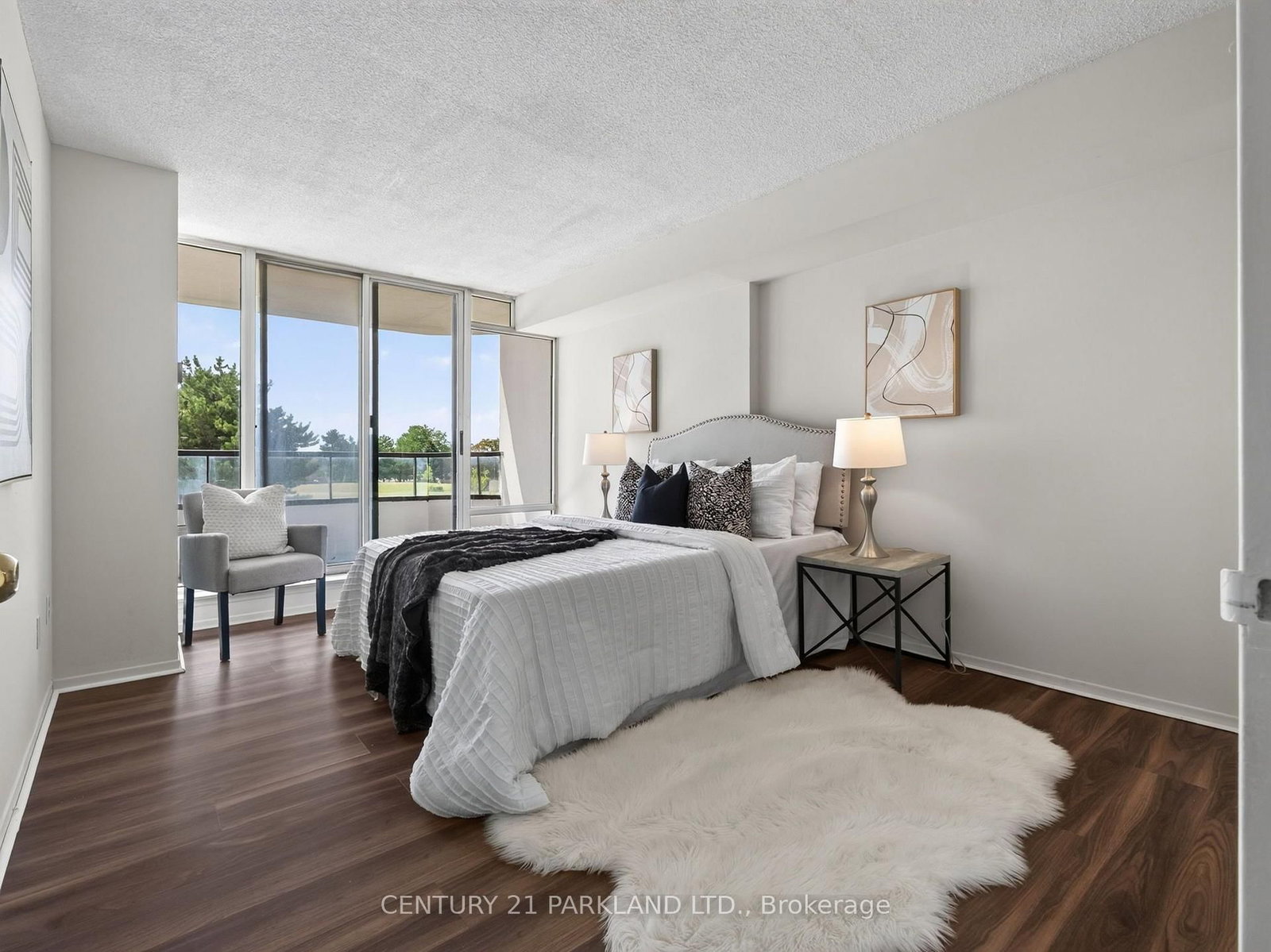 330 ALTON TOWERS Circle • #206 • Toronto, ON photo 24