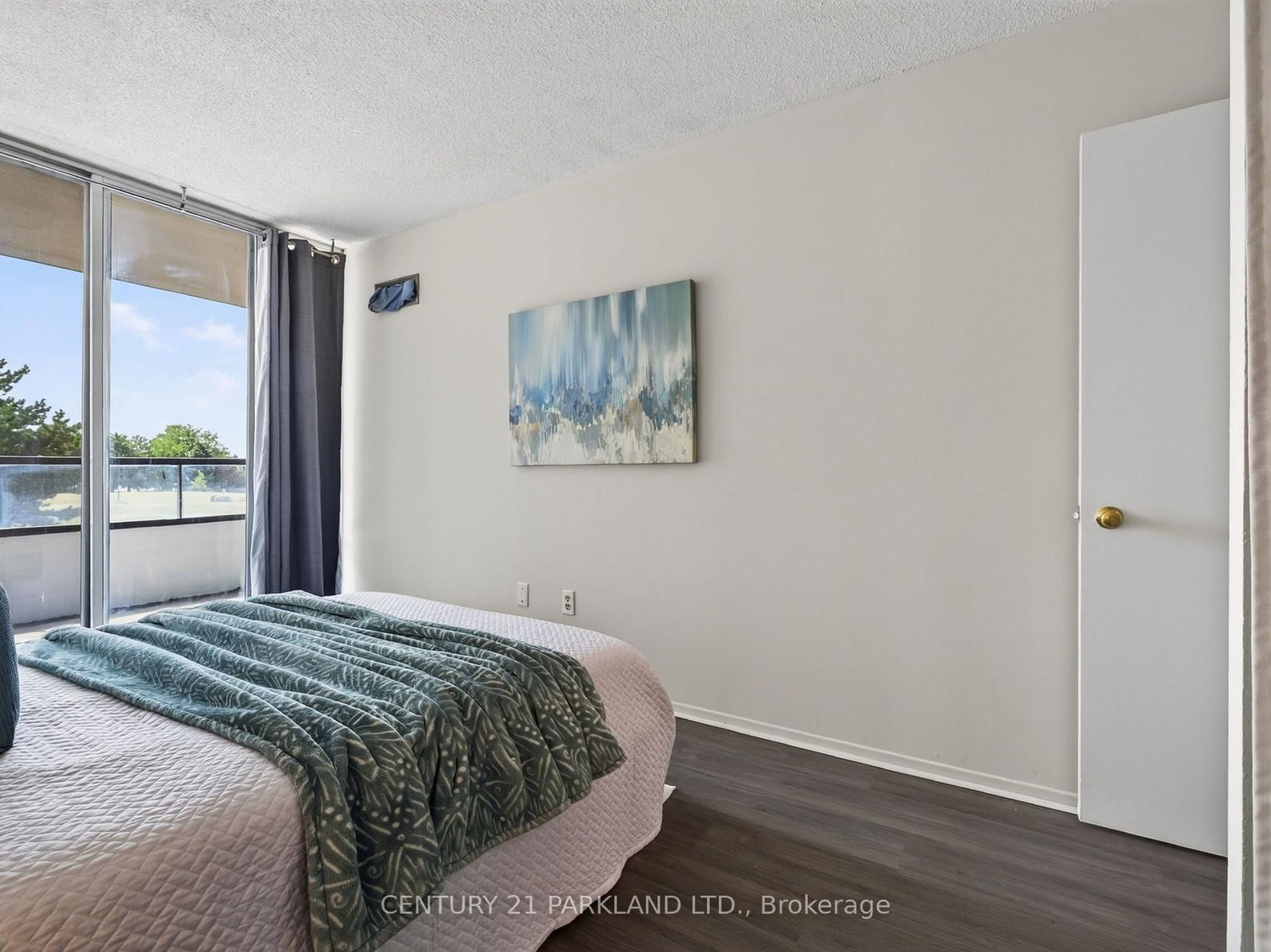 330 ALTON TOWERS Circle • #206 • Toronto, ON photo 35