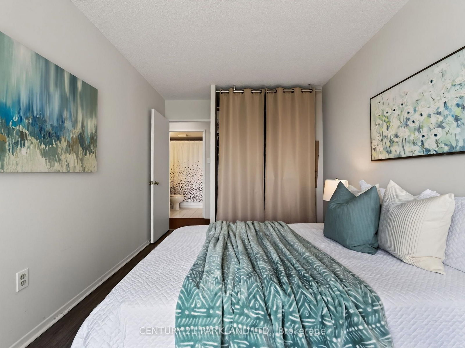 330 ALTON TOWERS Circle • #206 • Toronto, ON photo 36