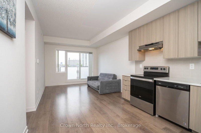 408 - 5155 Sheppard Avenue E
