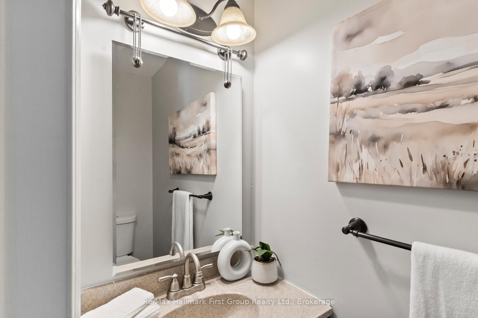 523 Reynolds Street • Whitby, ON photo 19