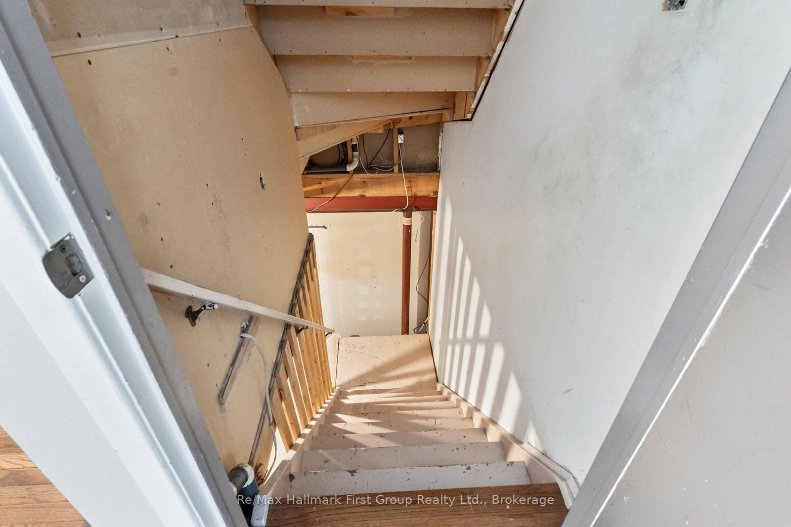 523 Reynolds Street • Whitby, ON photo 39