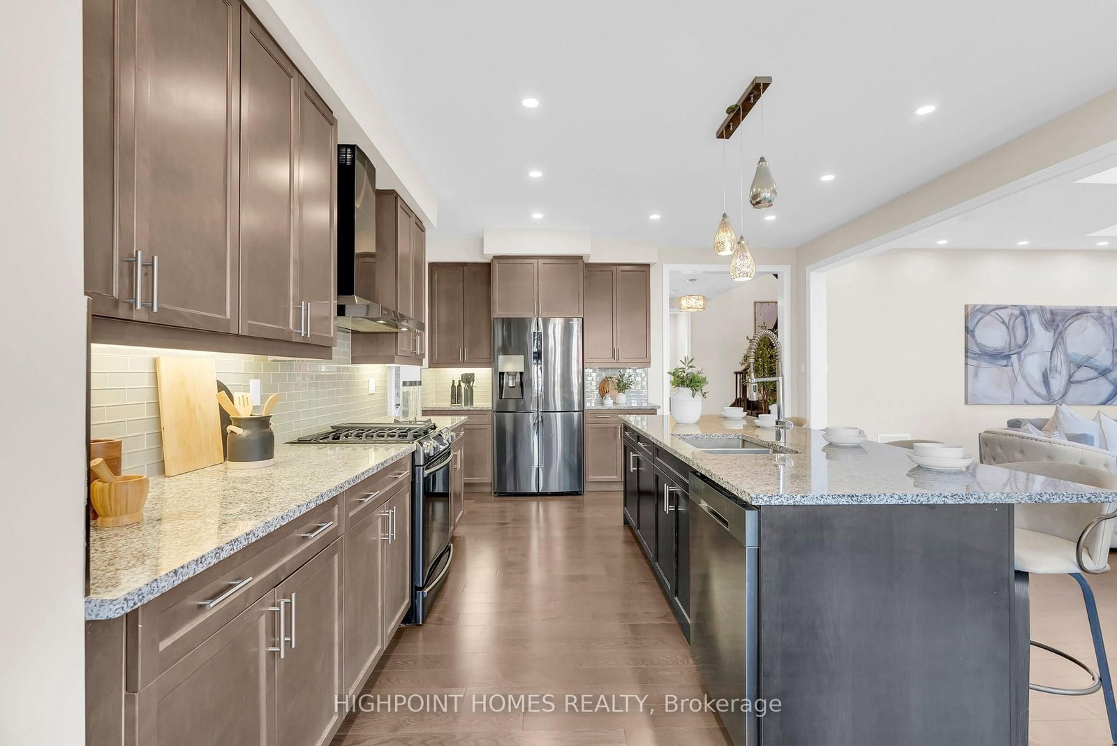 865 Riverside Drive • Ajax, ON photo 11