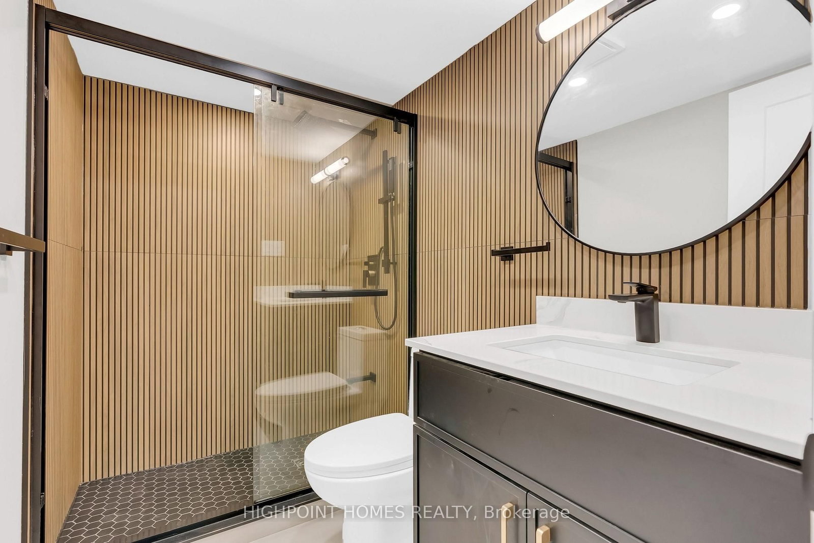 865 Riverside Drive • Ajax, ON photo 38