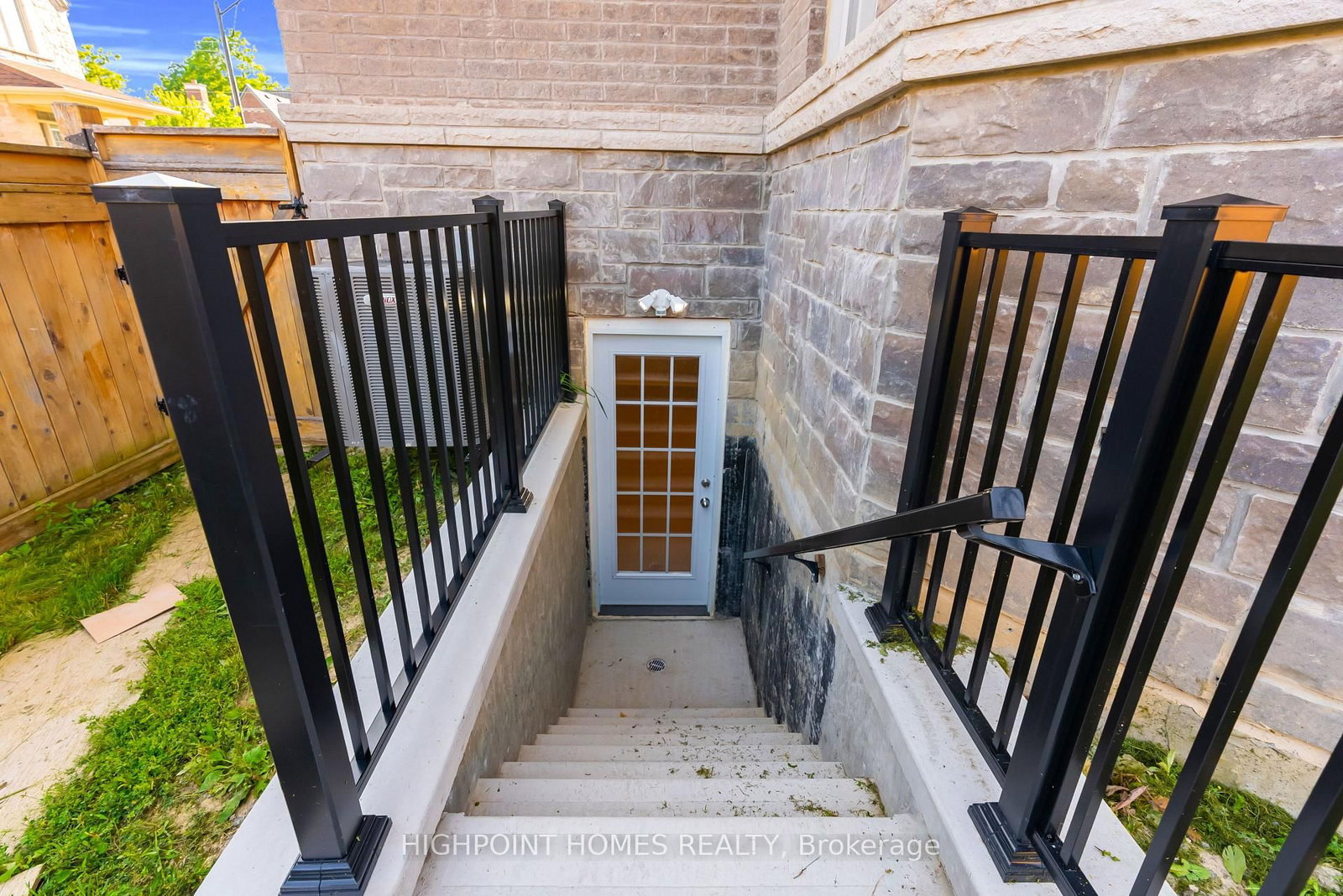 865 Riverside Drive • Ajax, ON photo 46