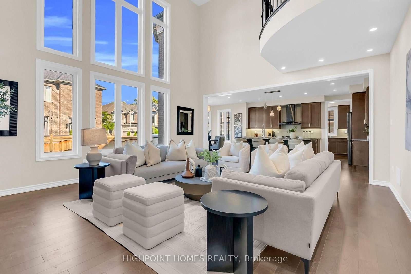 865 Riverside Drive • Ajax, ON photo 8