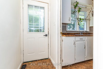 333 CADILLAC Avenue S • Oshawa, ON photo 8