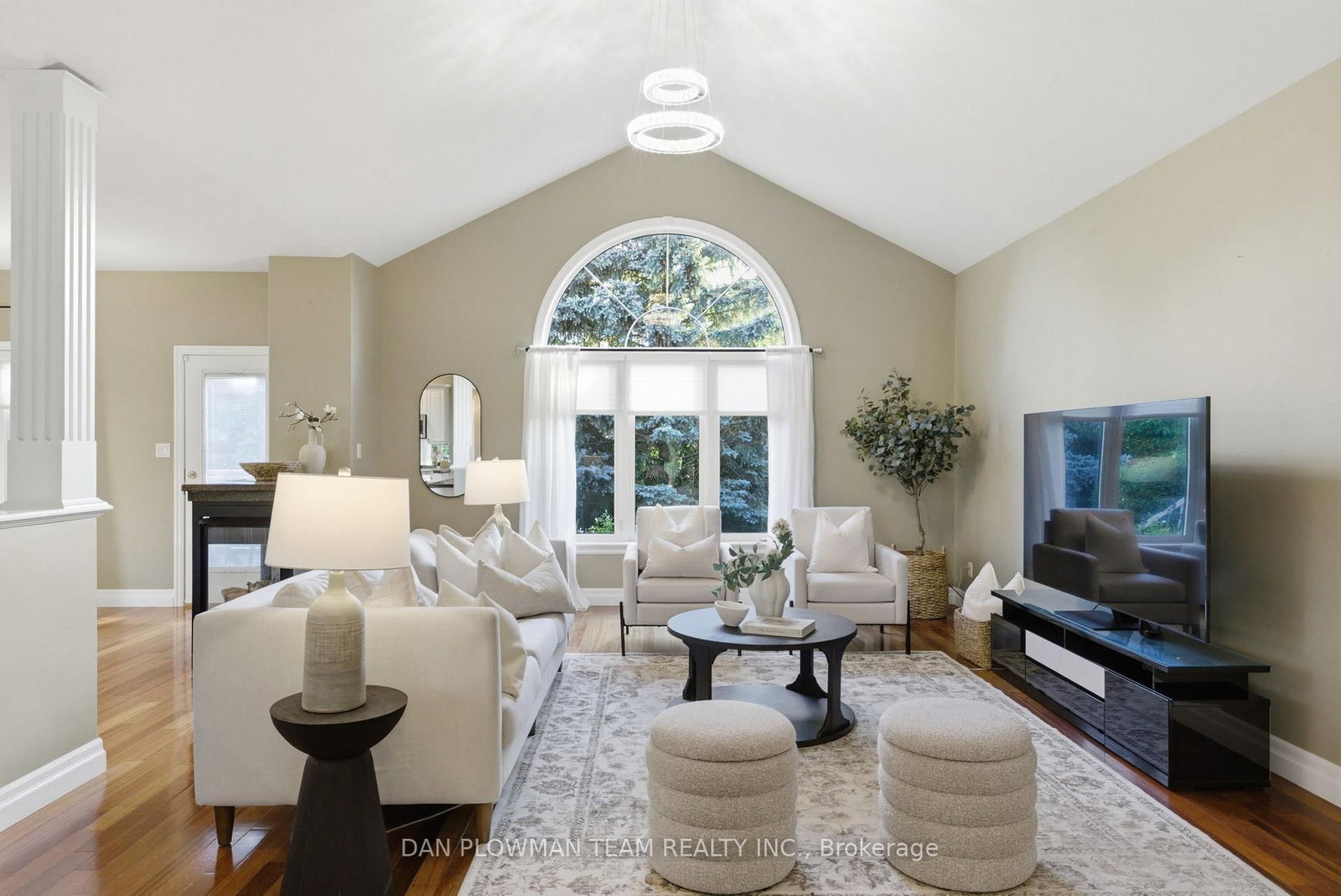 17 Burgundy Court • Whitby, ON photo 12