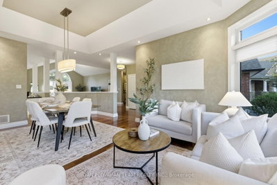 17 Burgundy Court • Whitby, ON photo 8