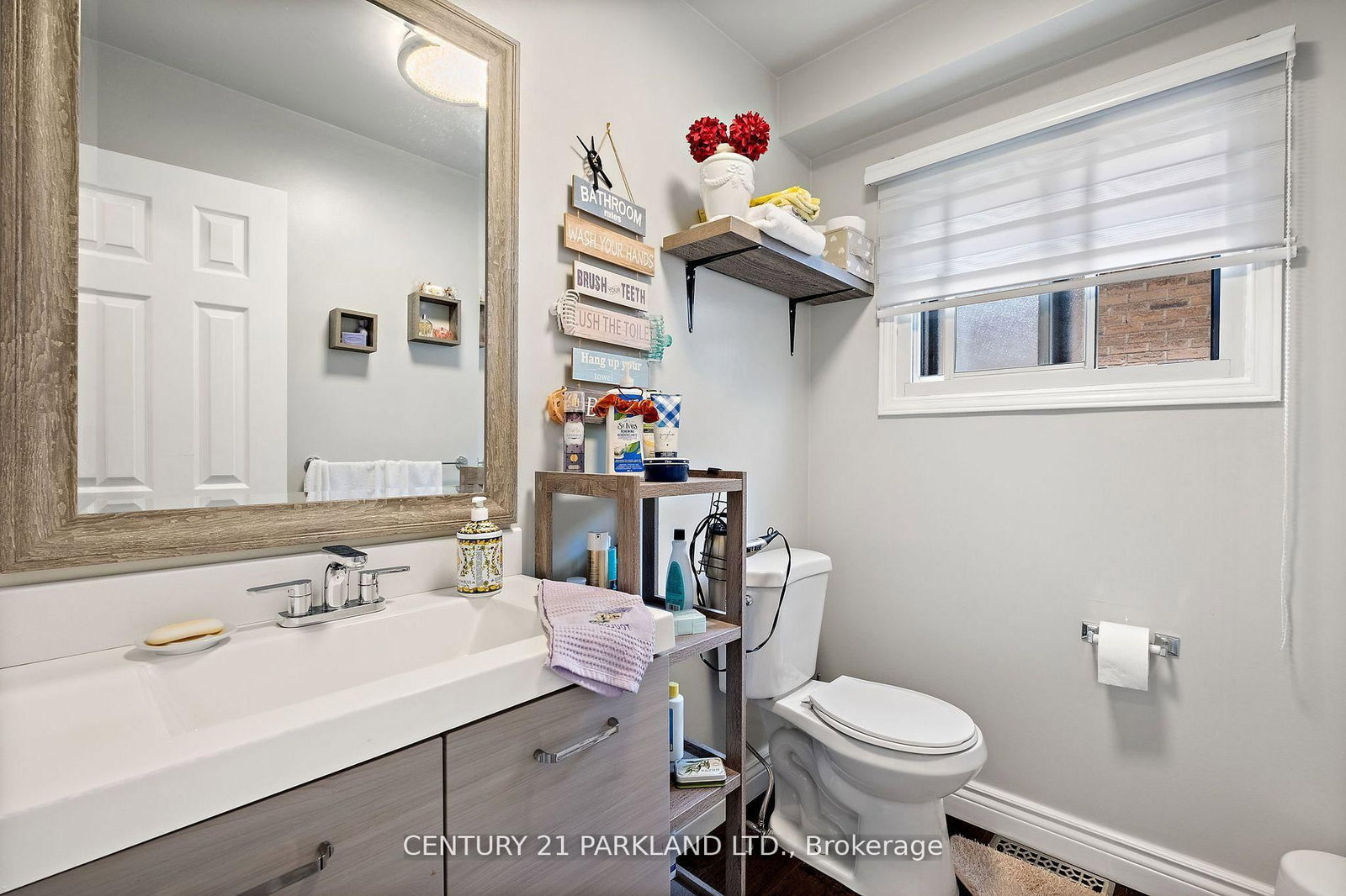 87 Bonacres Avenue • Toronto, ON photo 35