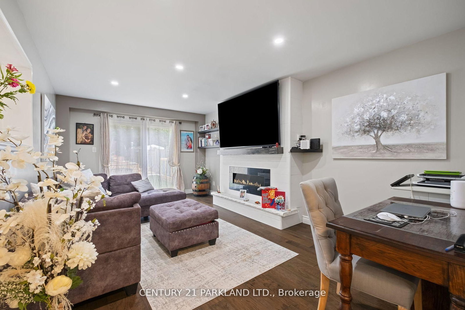 87 Bonacres Avenue • Toronto, ON photo 9