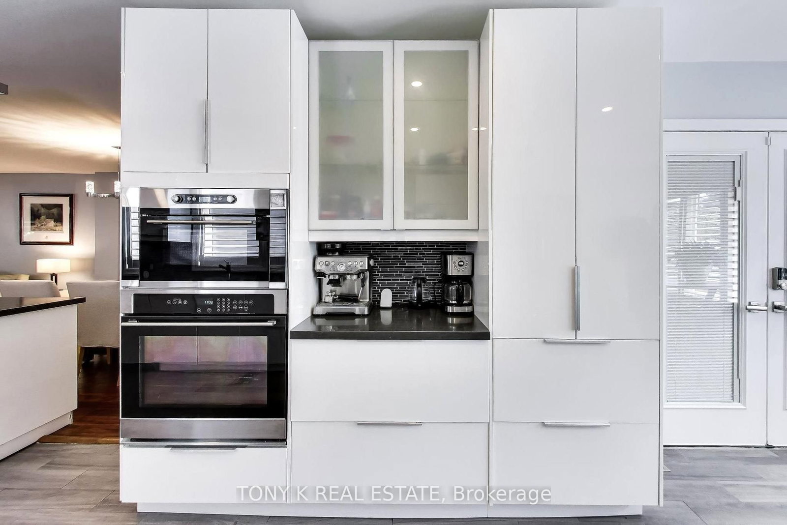111 Eastwood Avenue • Toronto, ON photo 12