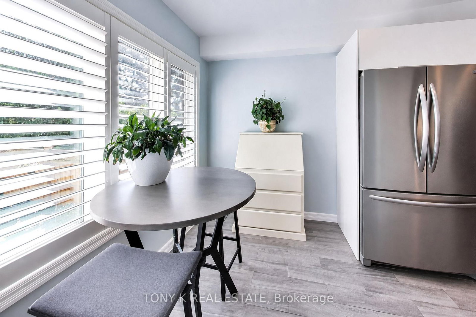 111 Eastwood Avenue • Toronto, ON photo 16