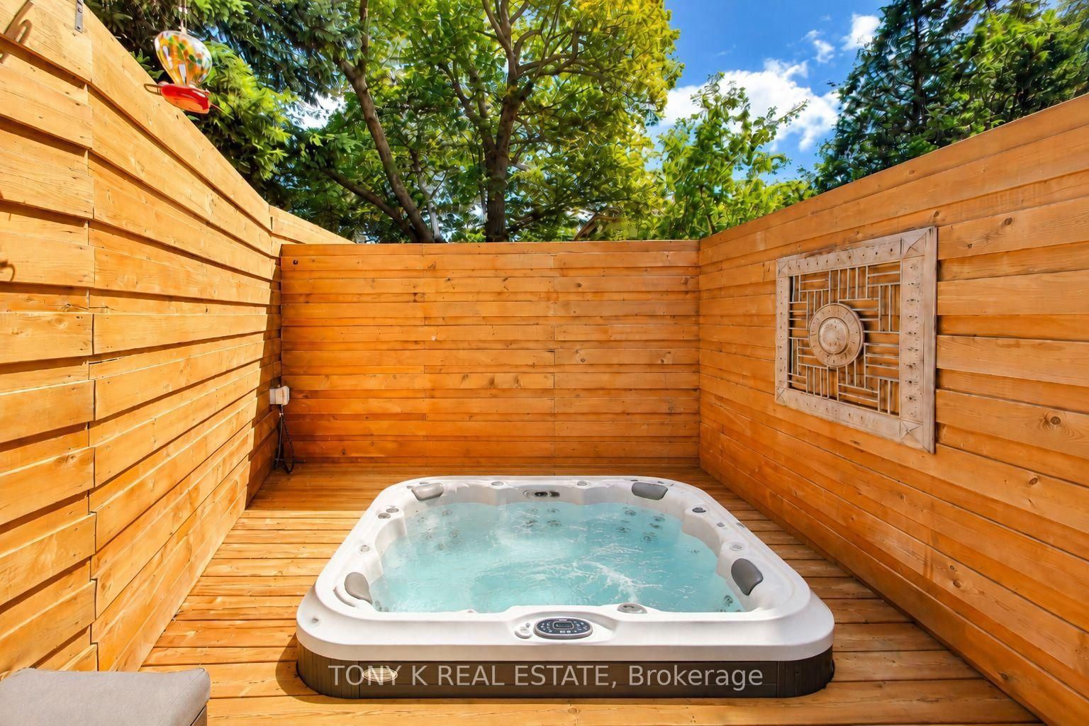 111 Eastwood Avenue • Toronto, ON photo 35