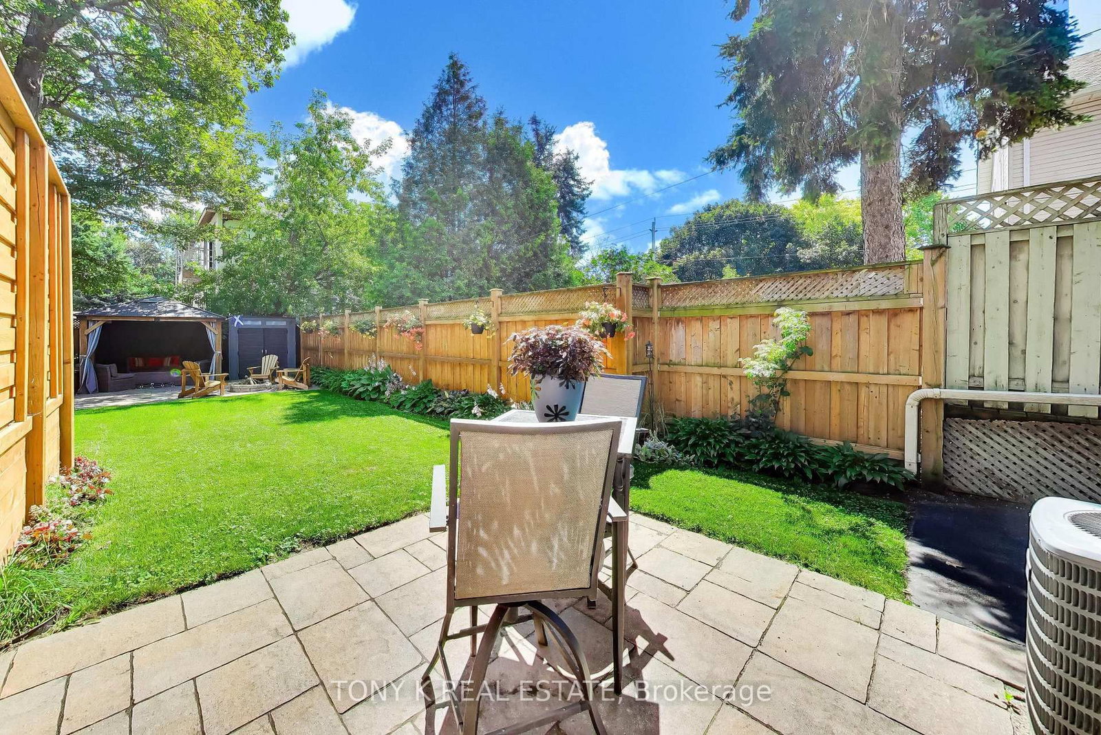 111 Eastwood Avenue • Toronto, ON photo 38