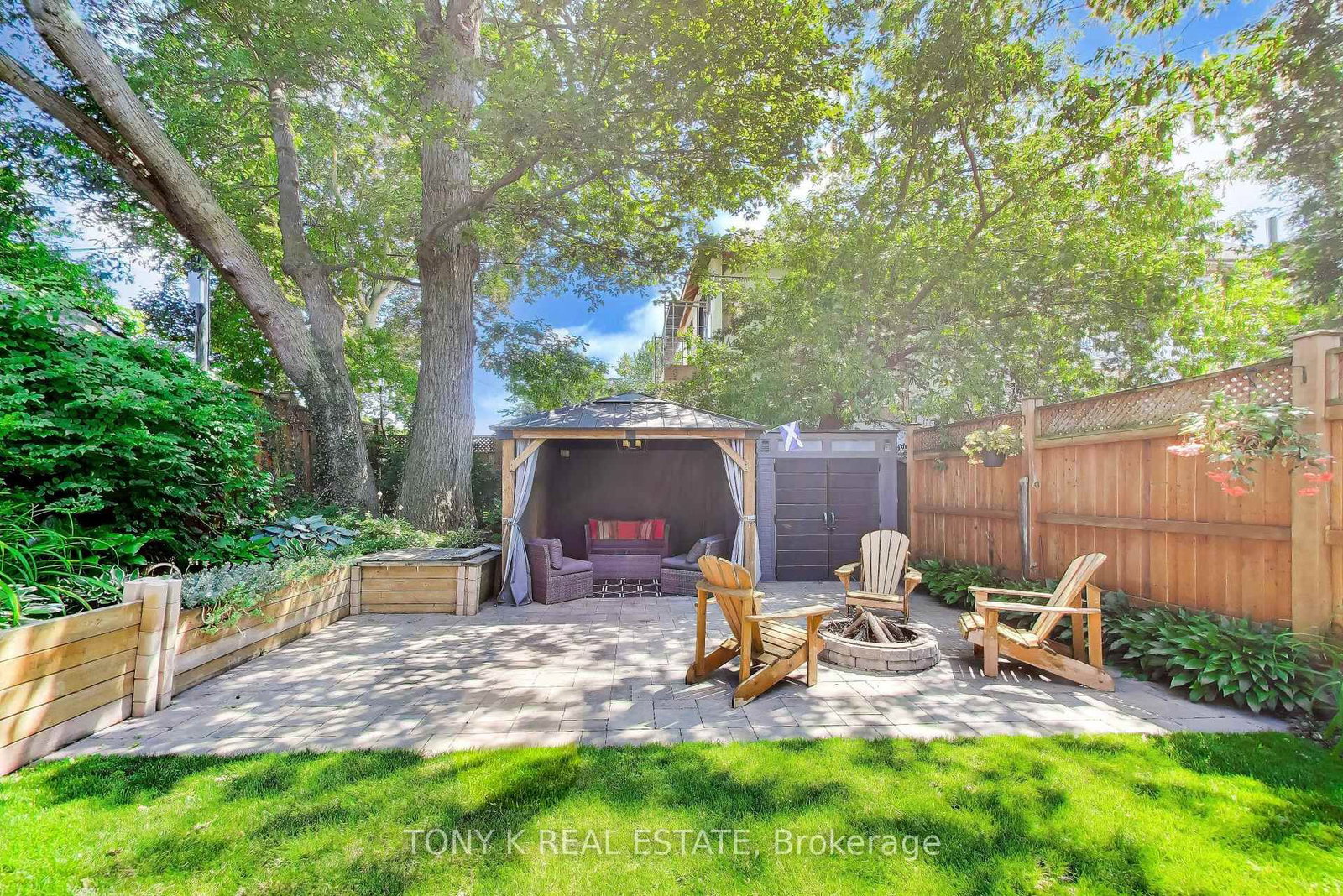 111 Eastwood Avenue • Toronto, ON photo 43
