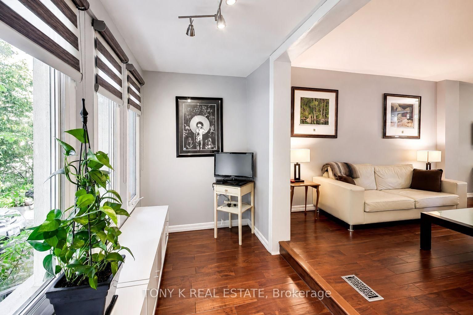 111 Eastwood Avenue • Toronto, ON photo 6