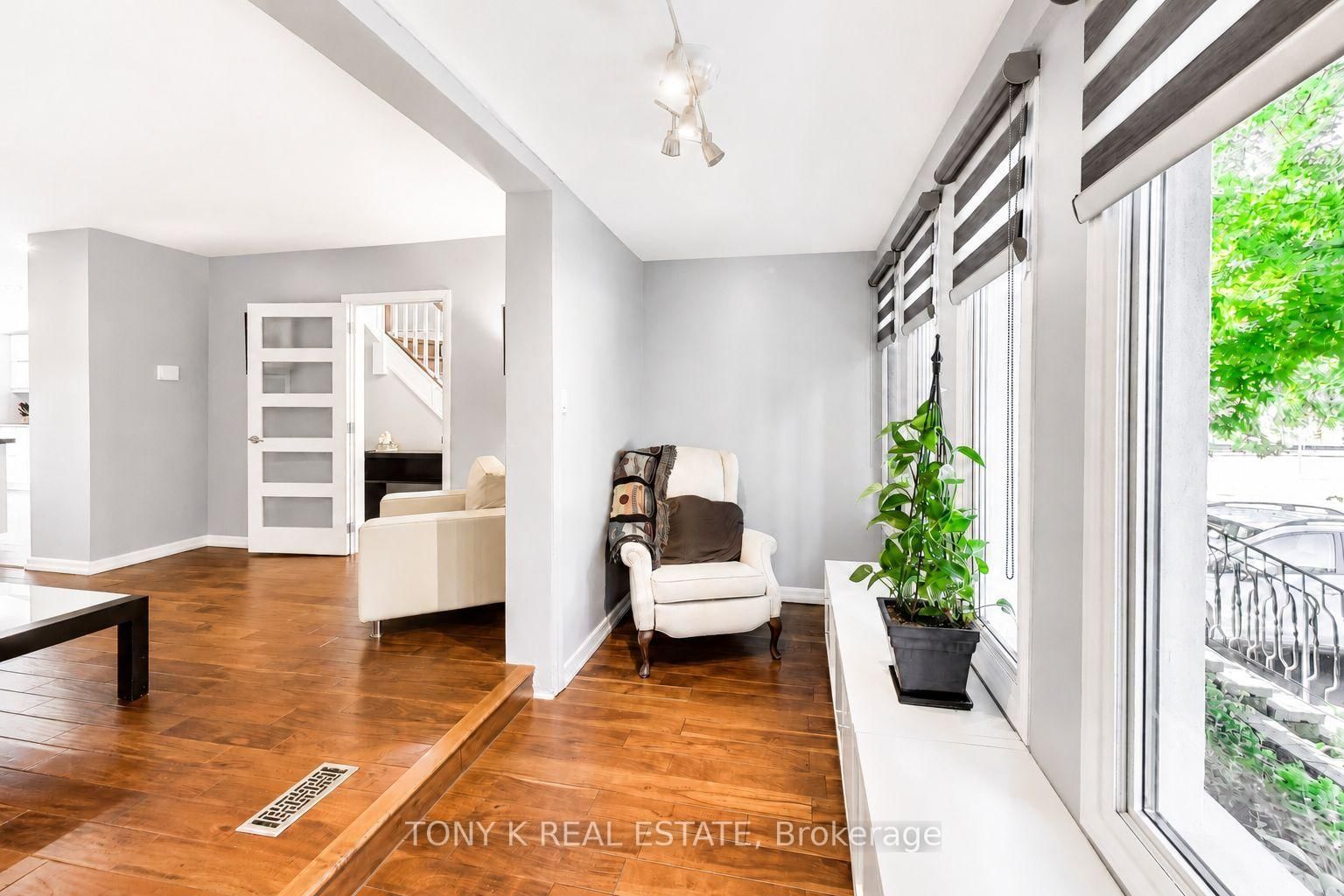 111 Eastwood Avenue • Toronto, ON photo 8