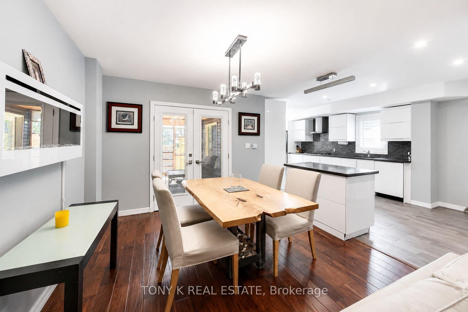 111 Eastwood Avenue • Toronto, ON photo 9