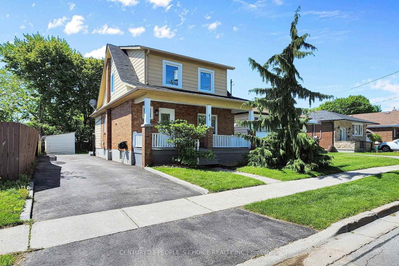 419 Adelaide Avenue W