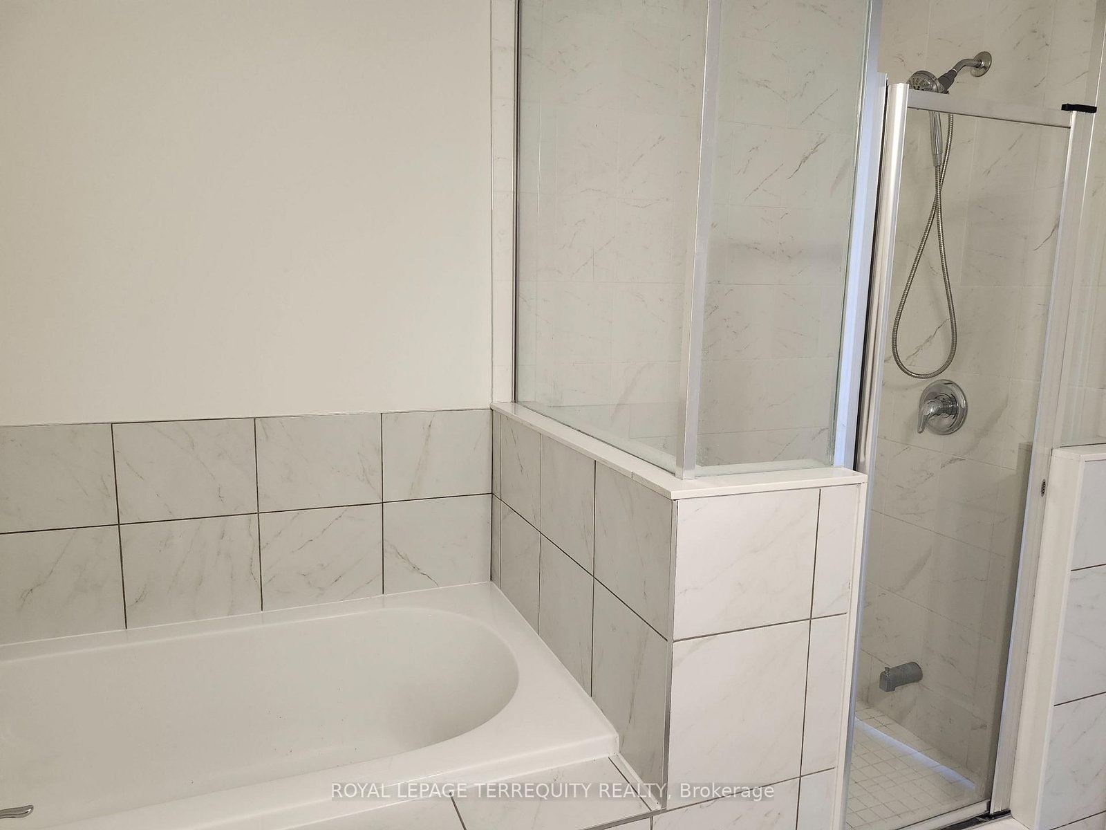 2551 Barbarolli Path • #115 • Oshawa, ON photo 21