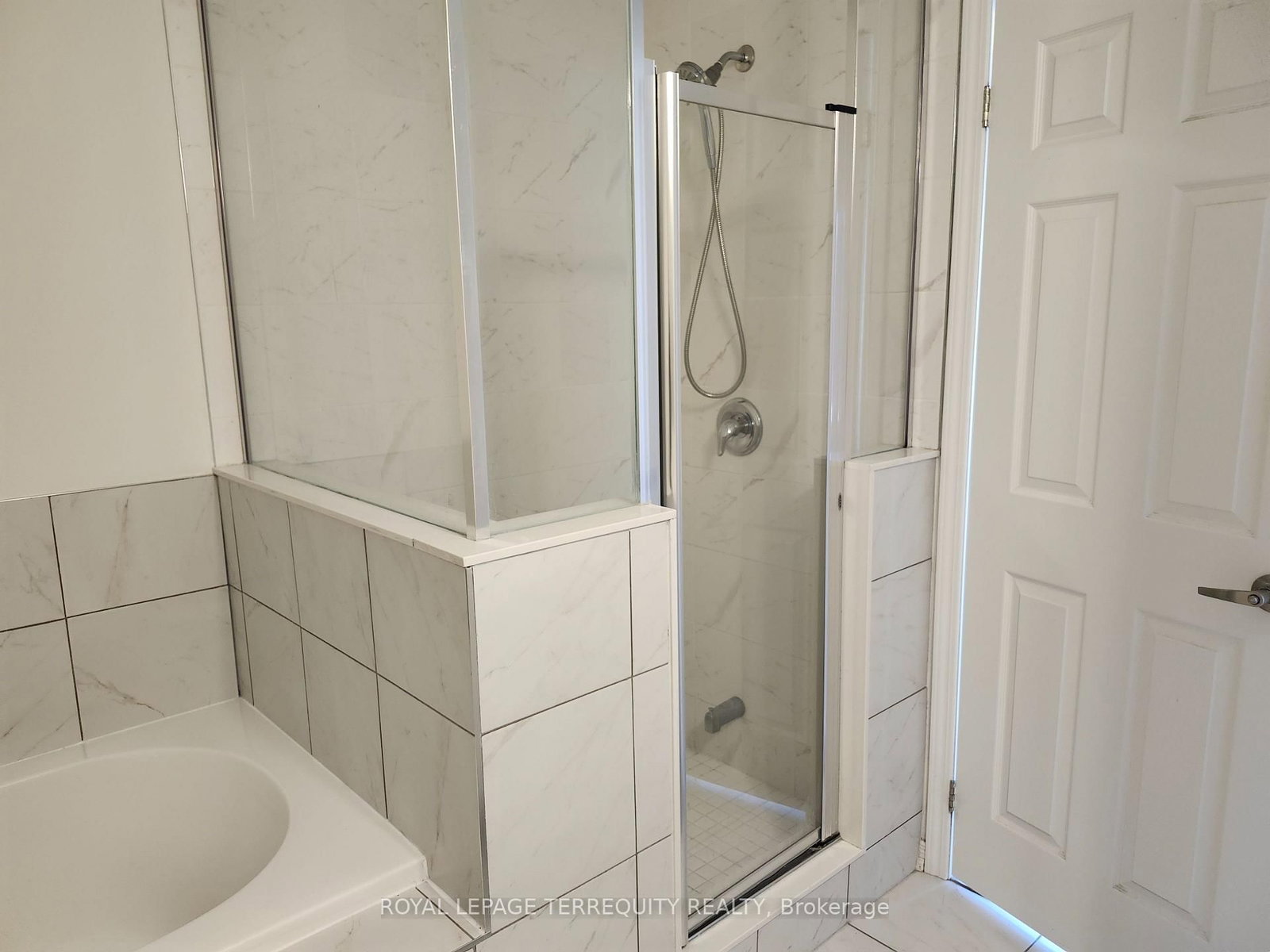 2551 Barbarolli Path • #115 • Oshawa, ON photo 22