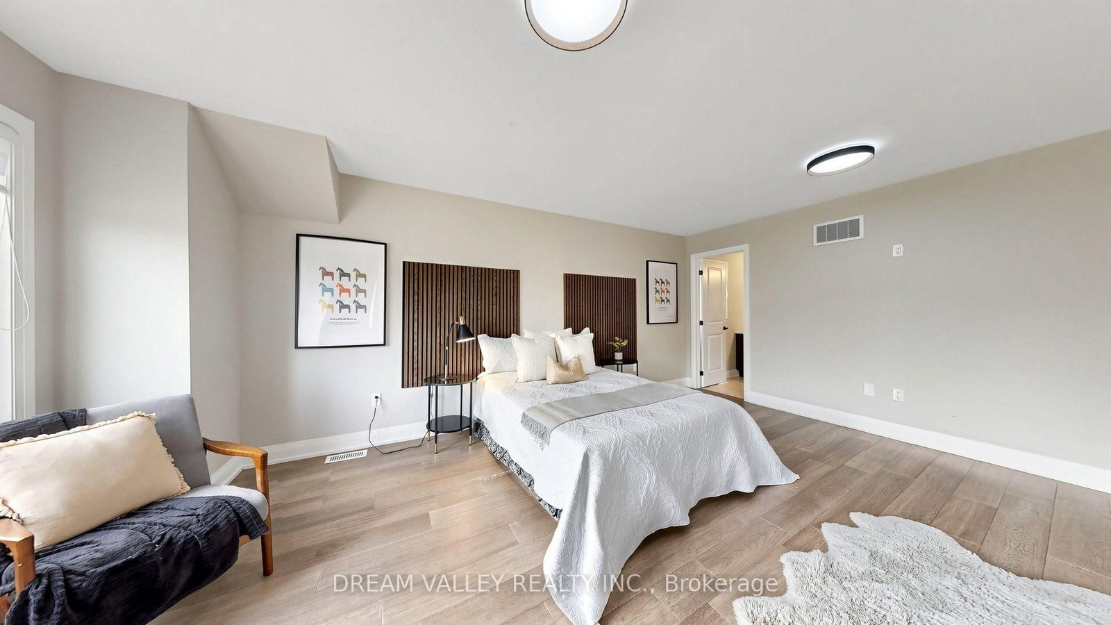 224 Severn Street • Oshawa, ON photo 33