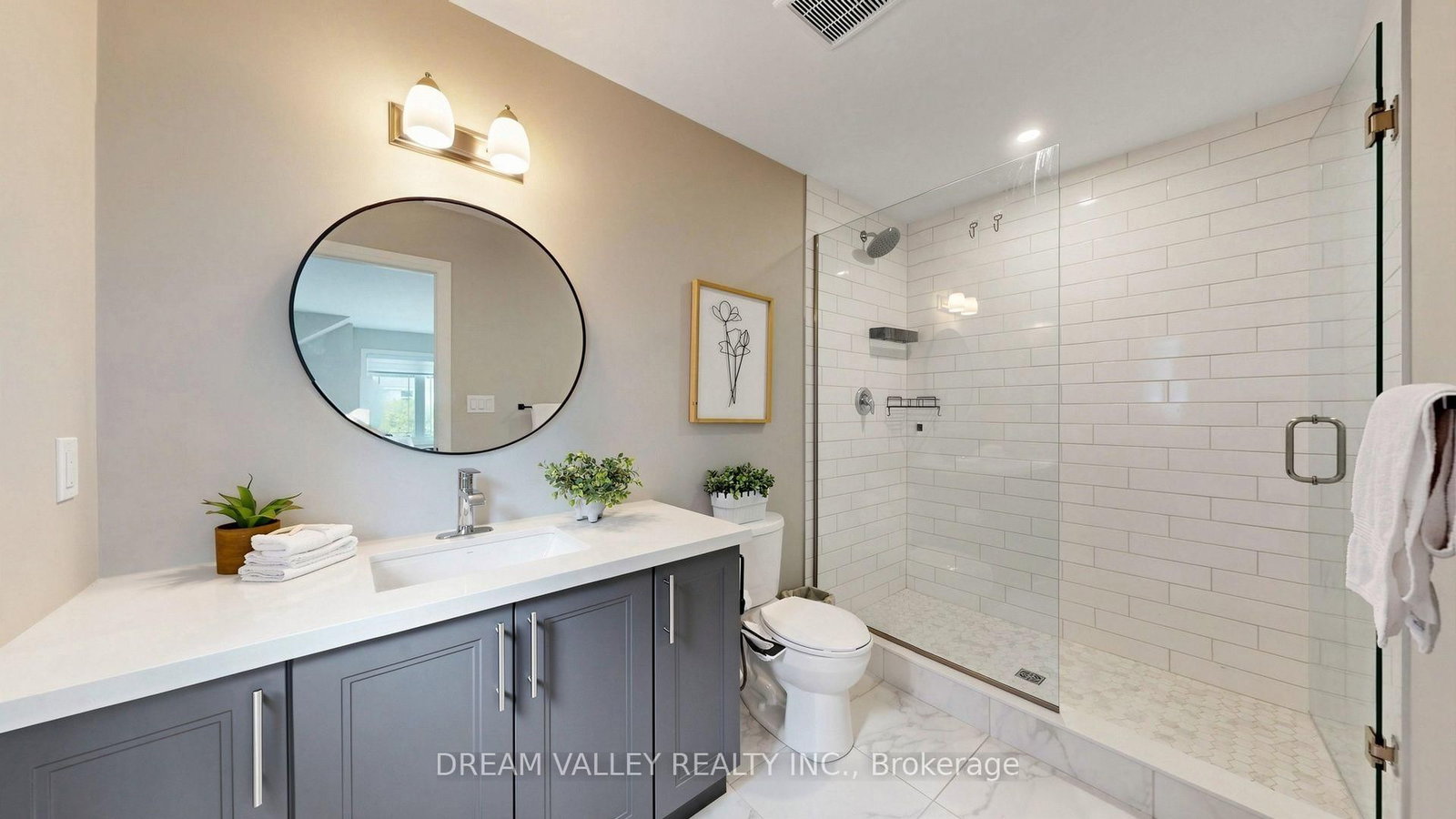 224 Severn Street • Oshawa, ON photo 35