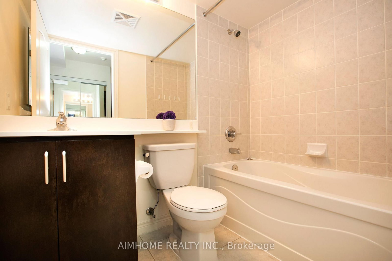 60 Town Centre Court • #2402 • Toronto, ON photo 19