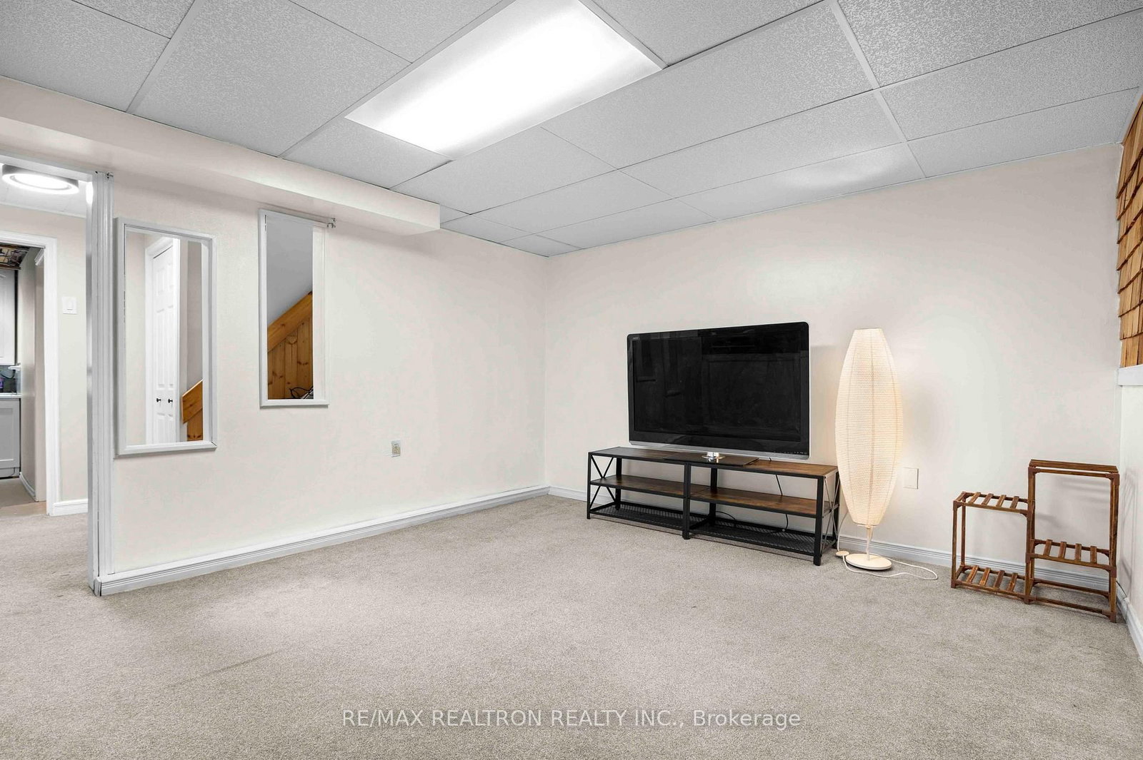 528 Gaylord Drive • Oshawa, ON photo 28