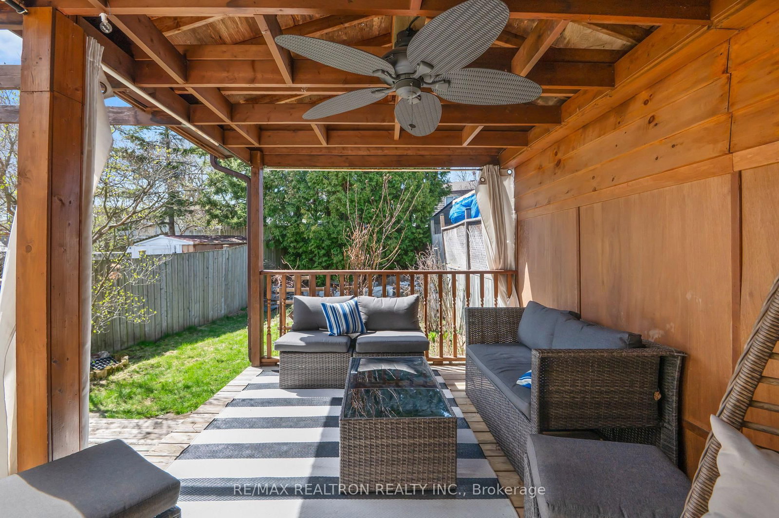 528 Gaylord Drive • Oshawa, ON photo 32