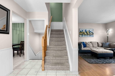 528 Gaylord Drive • Oshawa, ON photo 6