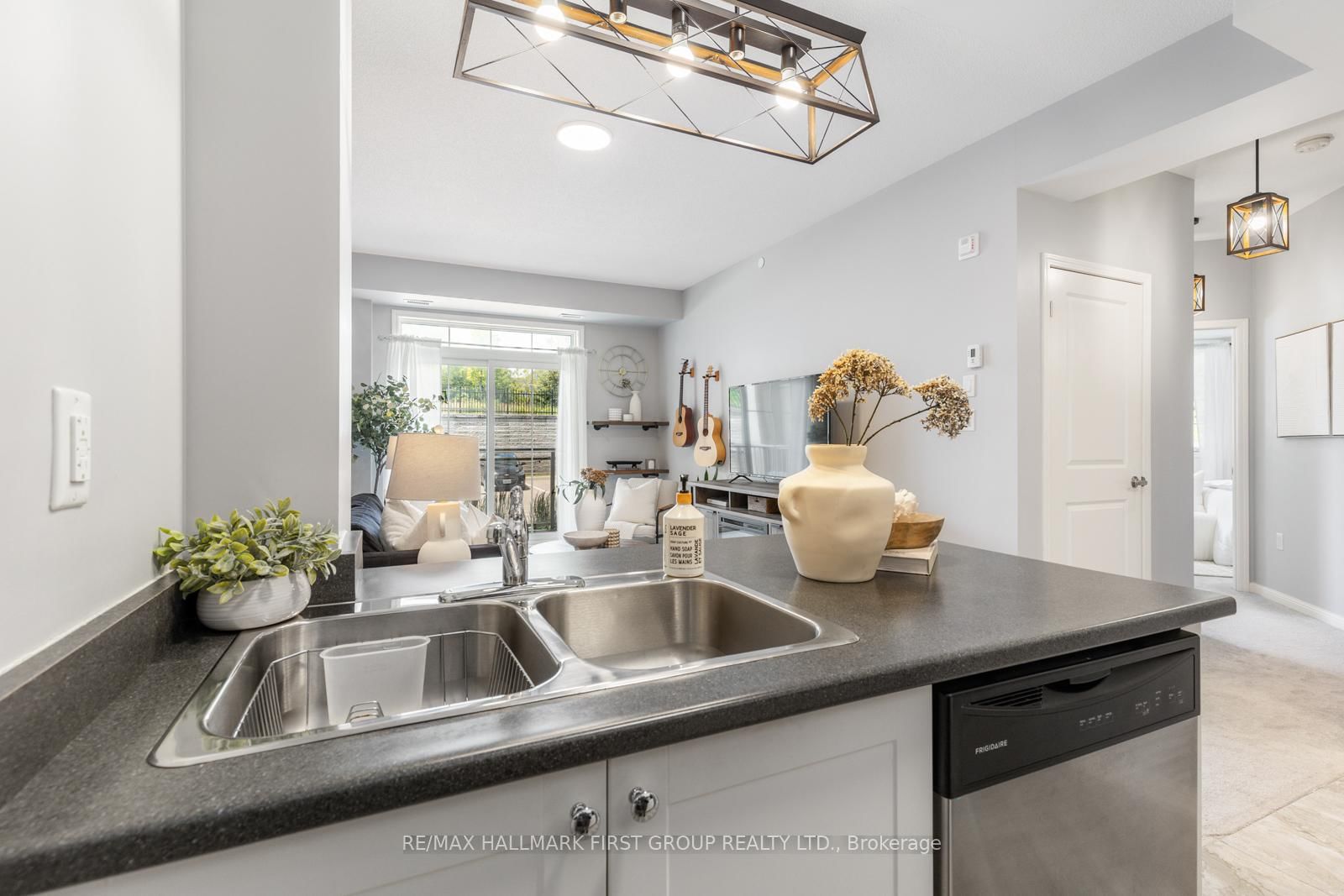 80 Aspen Springs Drive • #113 • Clarington, ON photo 14