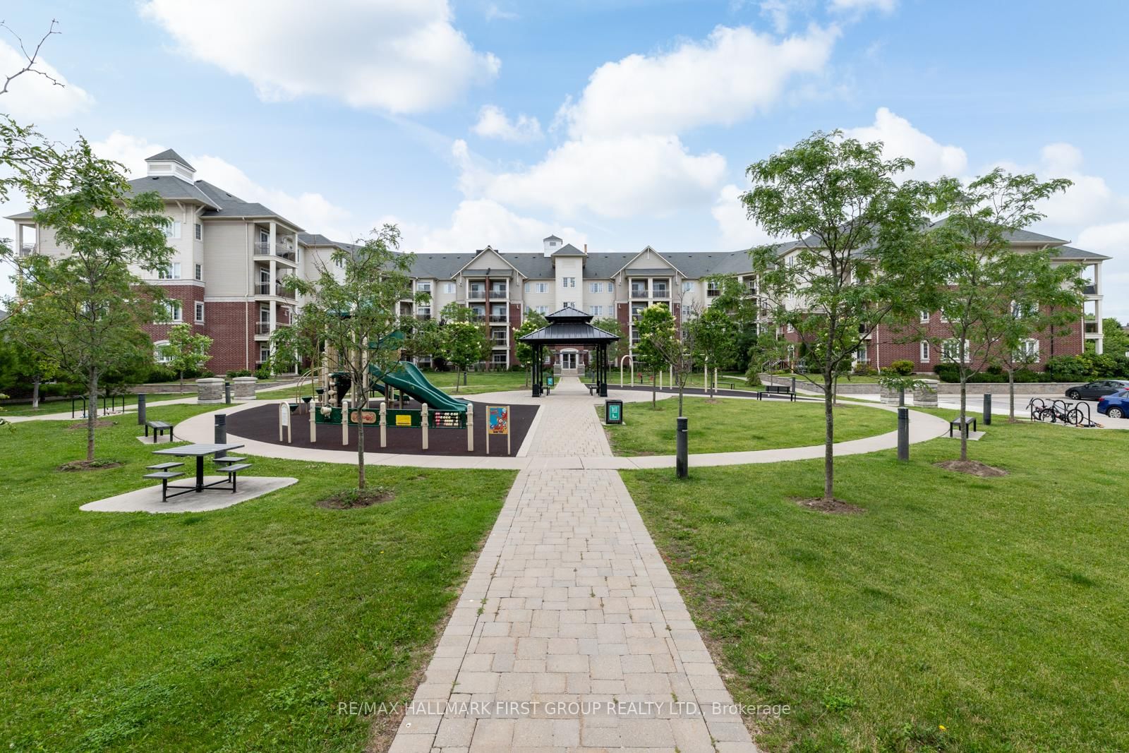 80 Aspen Springs Drive • #113 • Clarington, ON photo 30