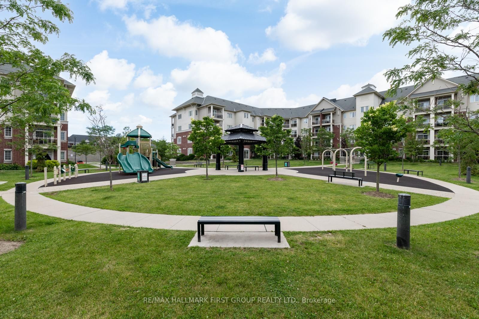 80 Aspen Springs Drive • #113 • Clarington, ON photo 33