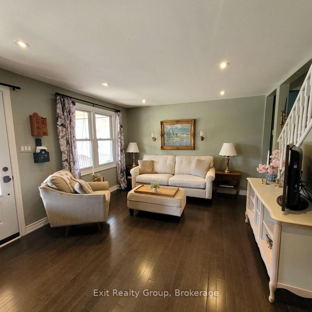 100 Arlington Avenue • Oshawa, ON photo 8