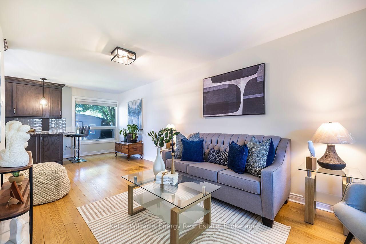 329 Challenger Court • Clarington, ON photo 13