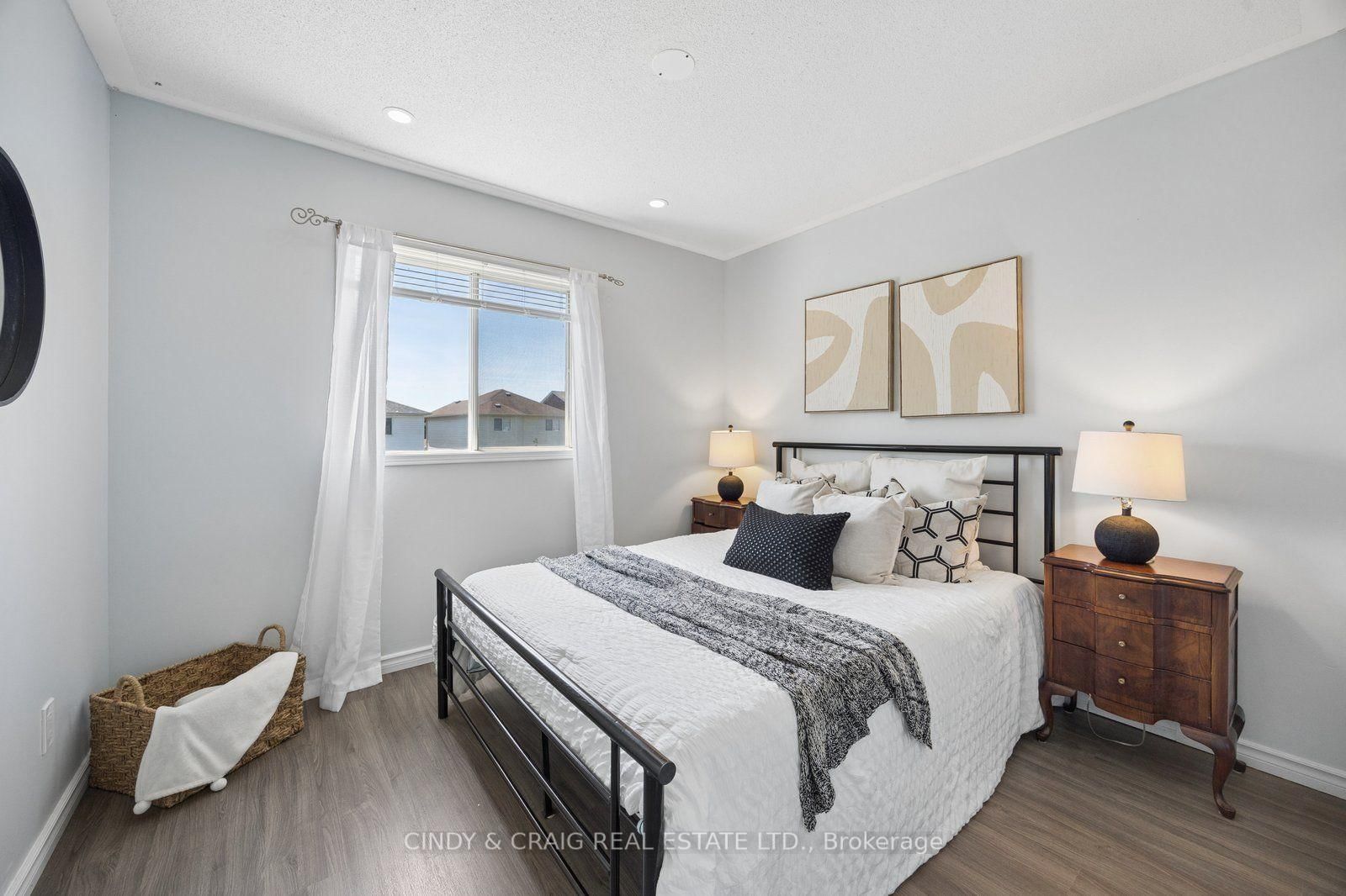 25 John Walter Crescent • Clarington, ON photo 10